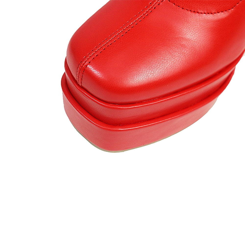 Botas Stavroula