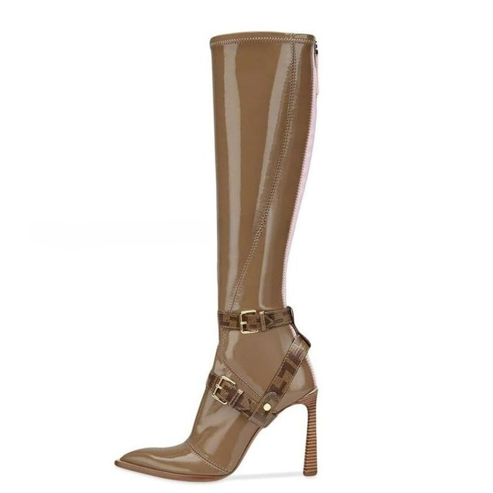 Botas latas hasta a rodilla de charol beige/cafe con punta en v